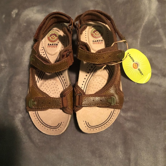 Earth Spirit | Shoes | Earth Spirit Sandals Size 5 2 Nwt | Poshmark